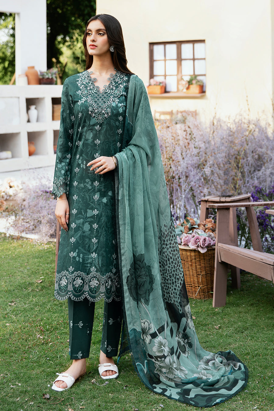 Ramsha | Luxury Lawn 24 | L-1204