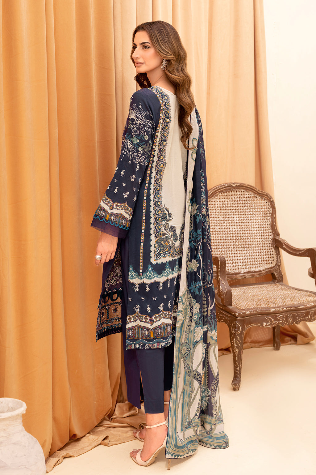 Lawn Collection 2024 Women Unstitched Summer Collection 2024 Page   DSF2112 