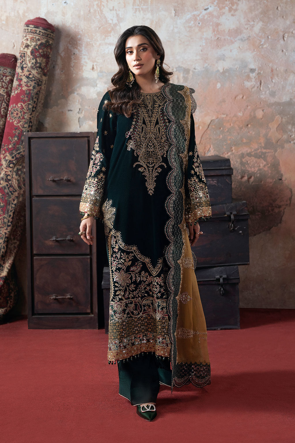 Velvet Dress Design Collection for Women Ramsha Velvet Dress Design Collection for Women Ramsha